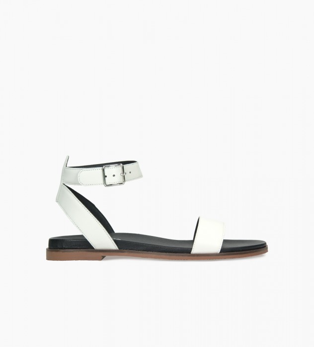 Białe sandaly damskie