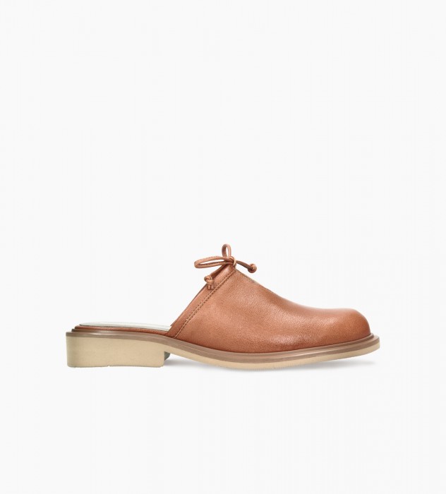 Brązowe klapki damskie