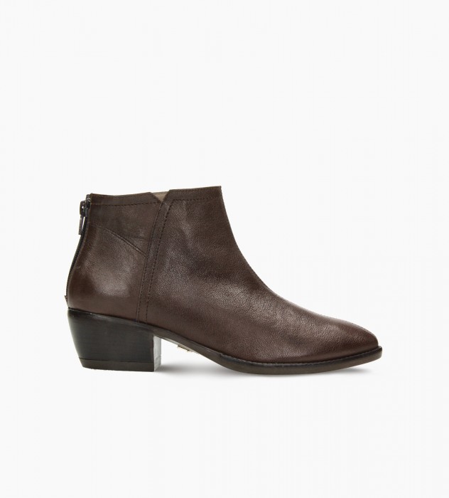 Brązowe botki damskie