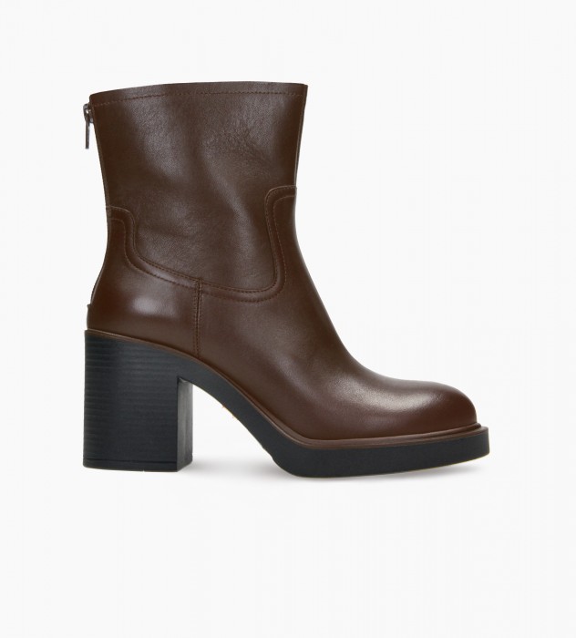 Brązowe botki damskie