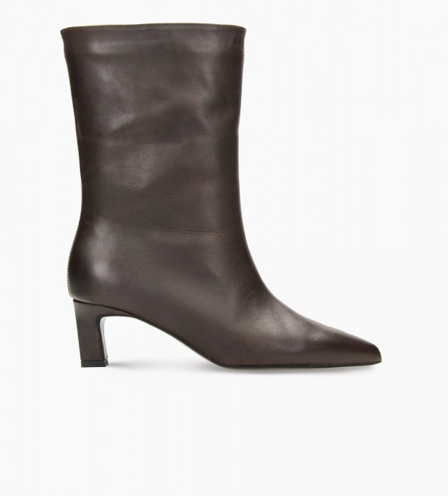 Brązowe botki damskie