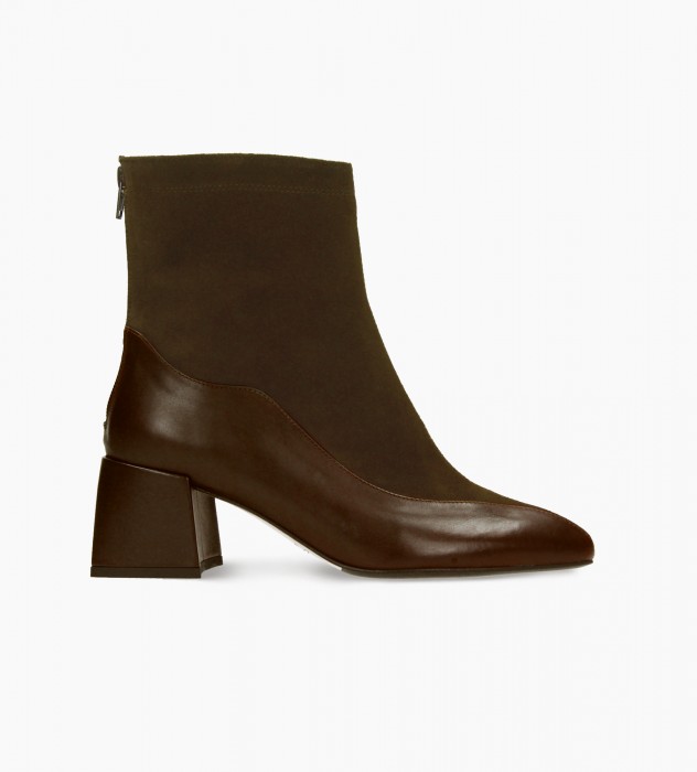 Brązowe botki damskie