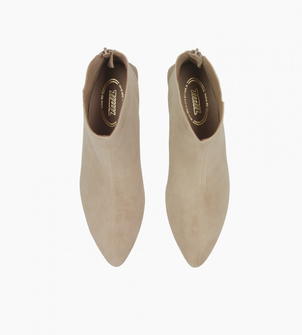 Beżowe botki damskie