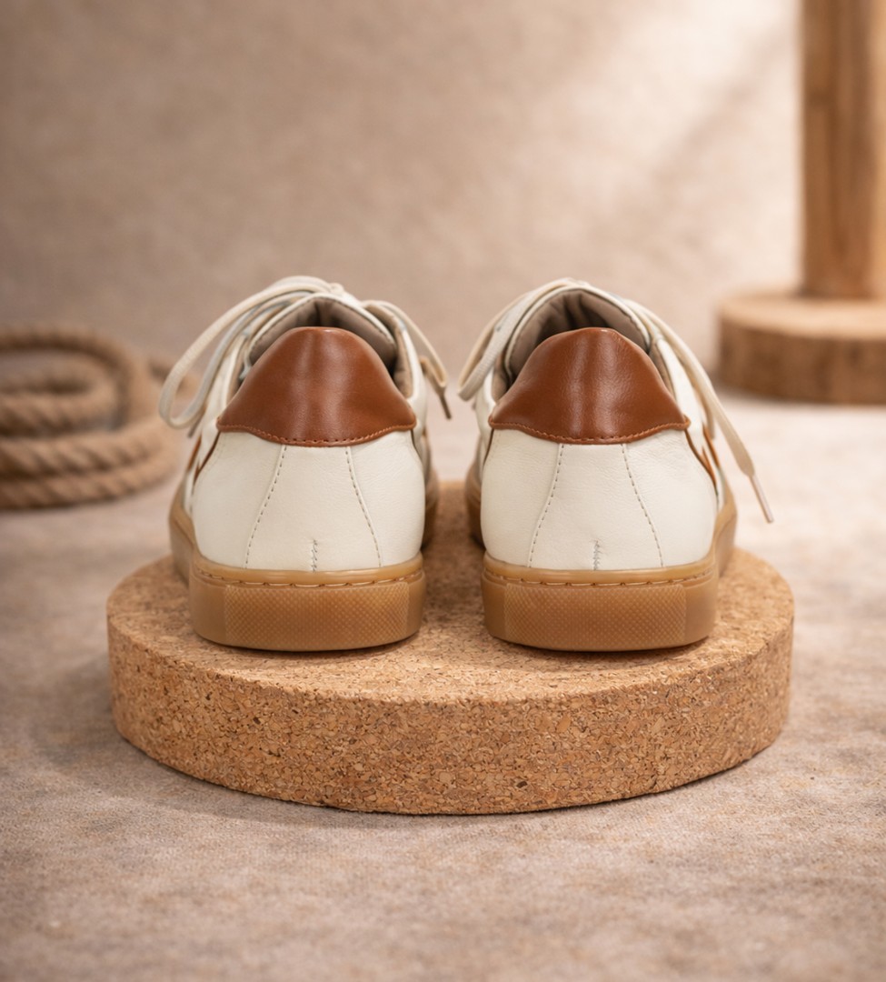 Beżowe trampki damskie