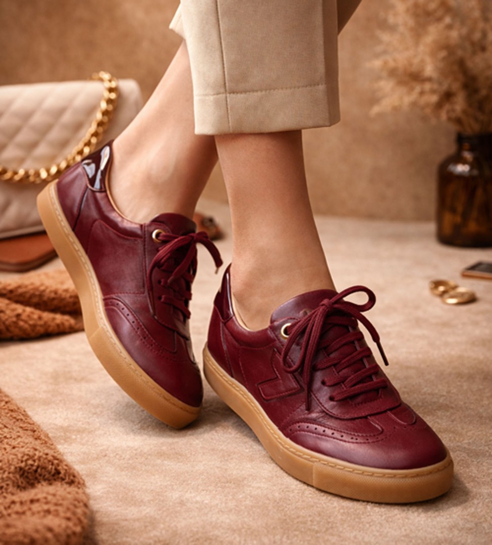 Bordowe trampki damskie