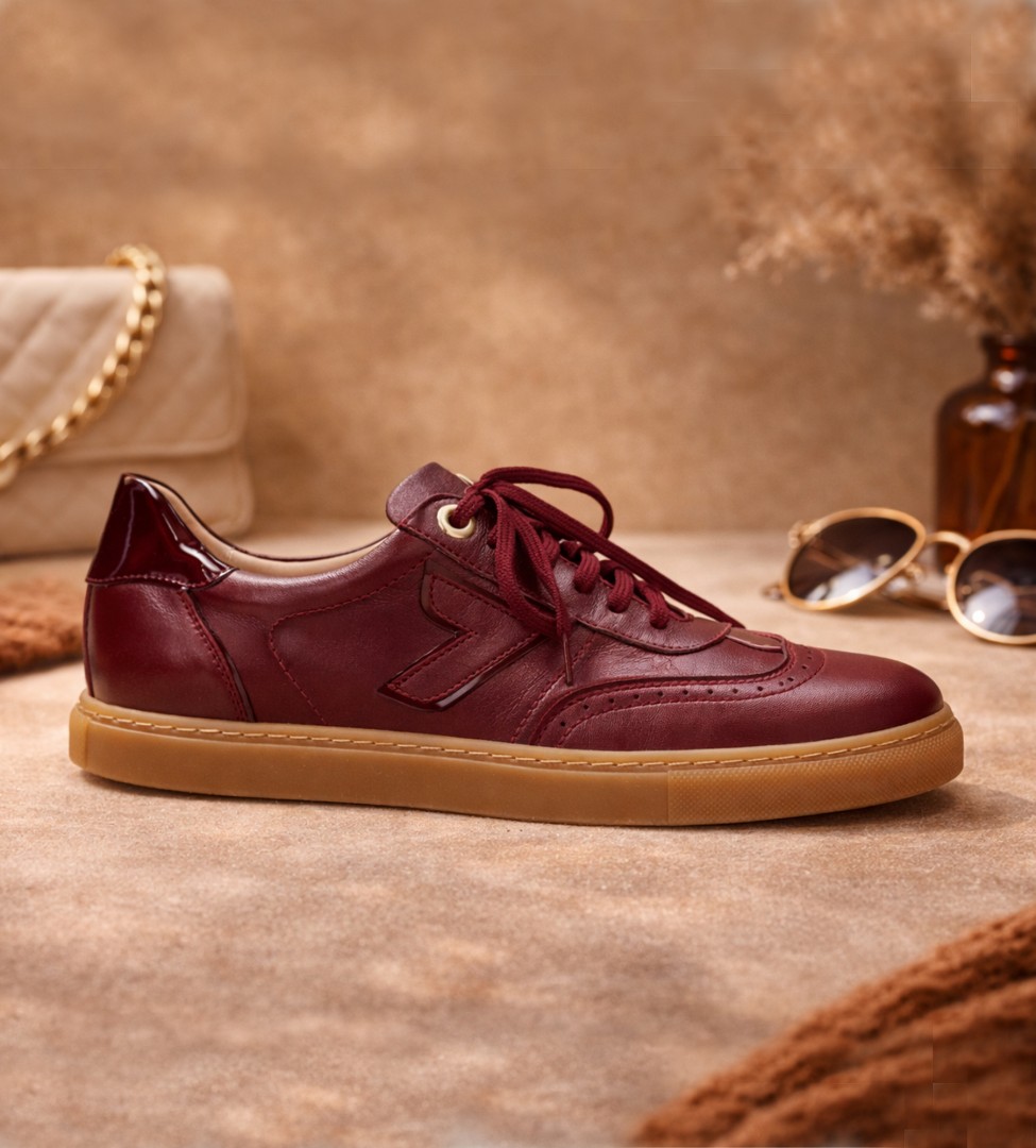 Bordowe trampki damskie