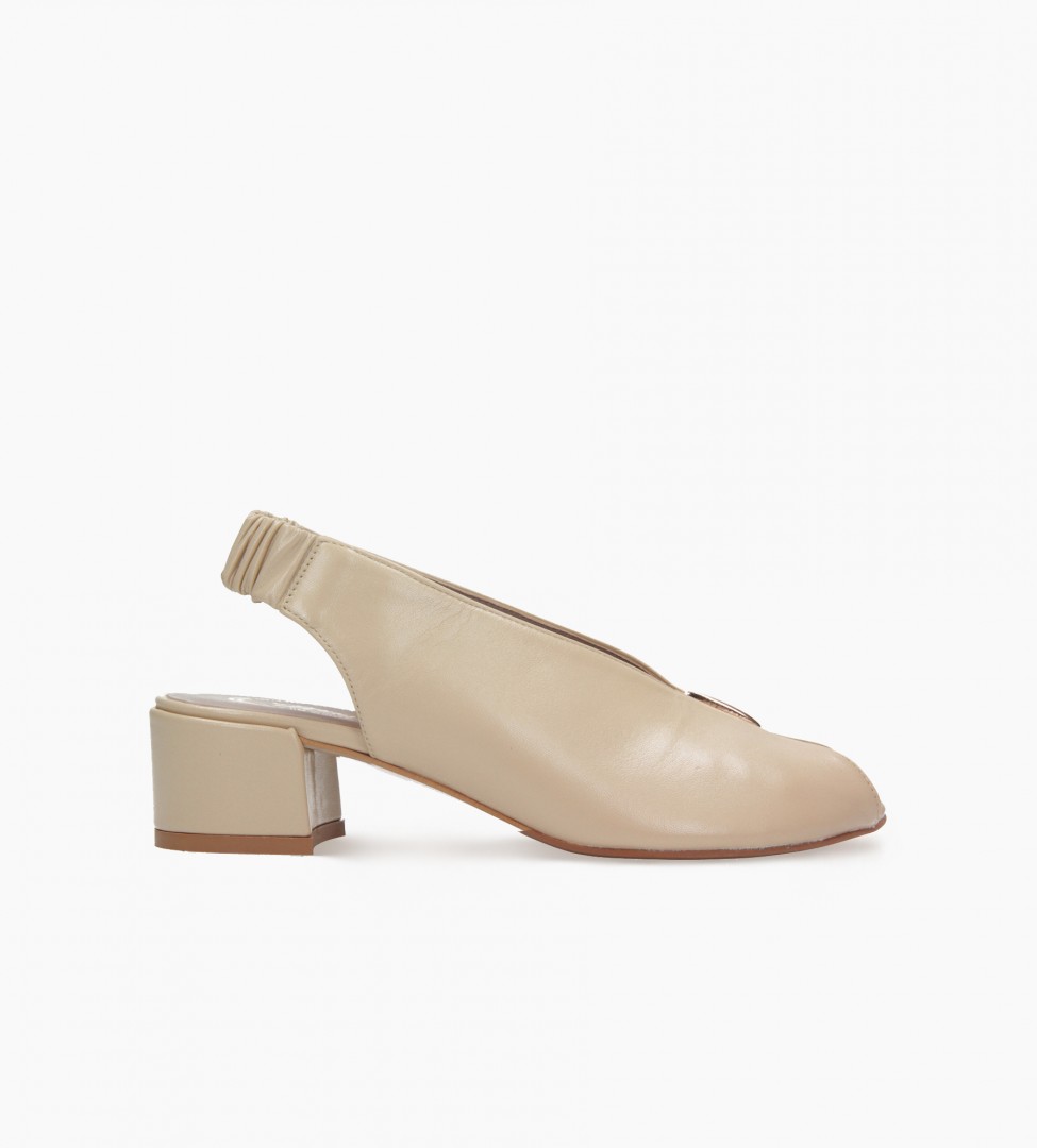 Beżowe czółenka damskie