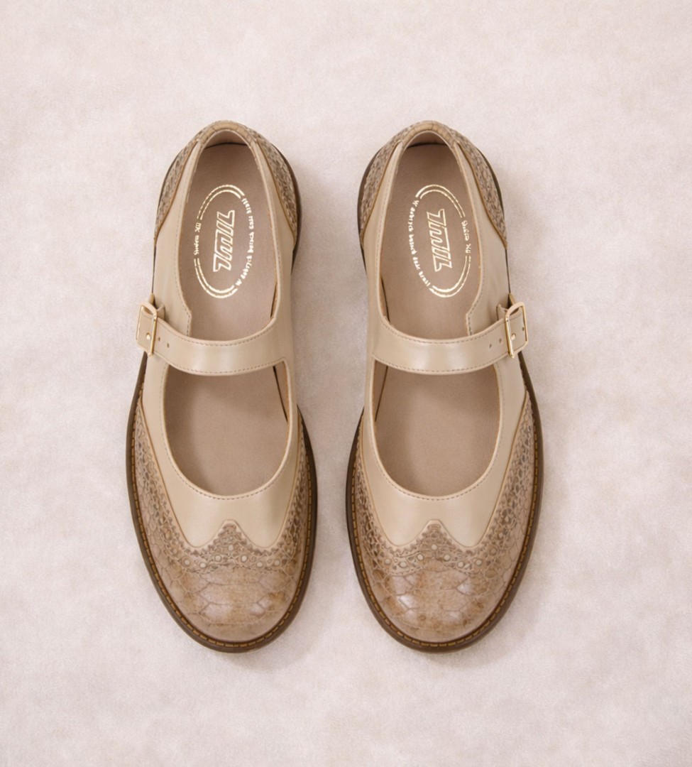 Beżowe półbuty damskie