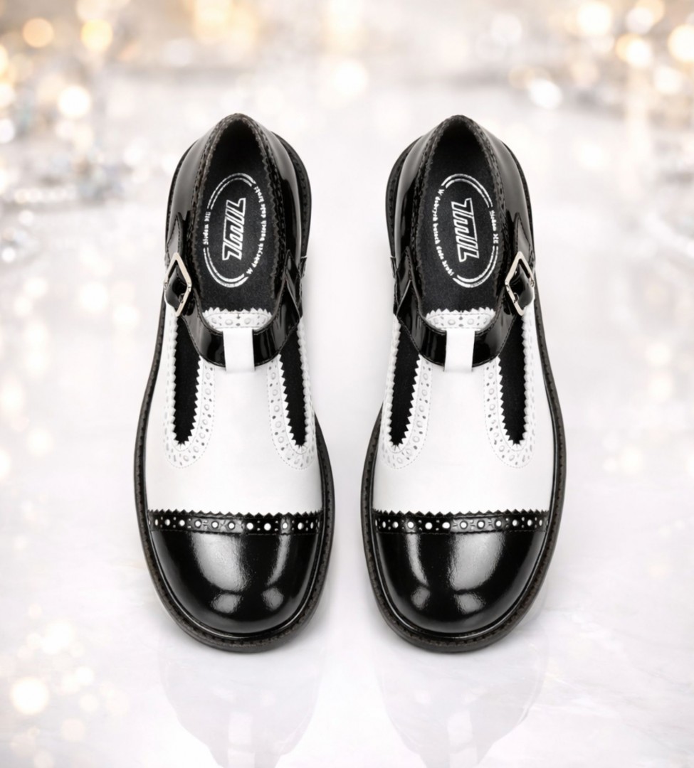 Biało czarne półbuty damskie