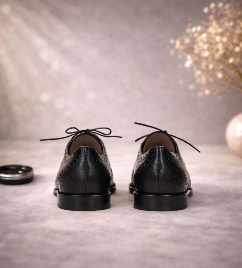 Czarne półbuty damskie