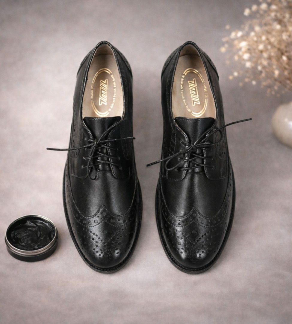 Czarne półbuty damskie