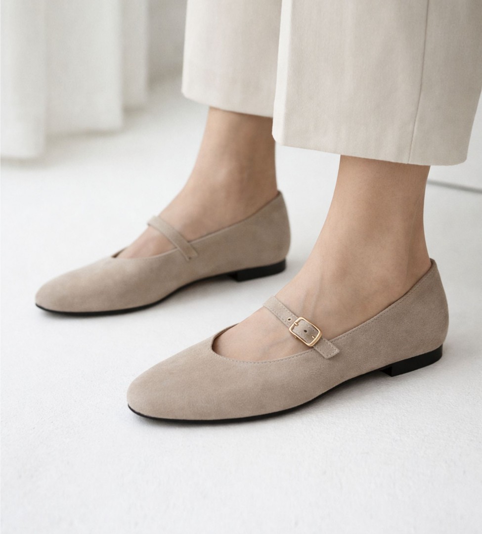 Beżowe baleriny damskie