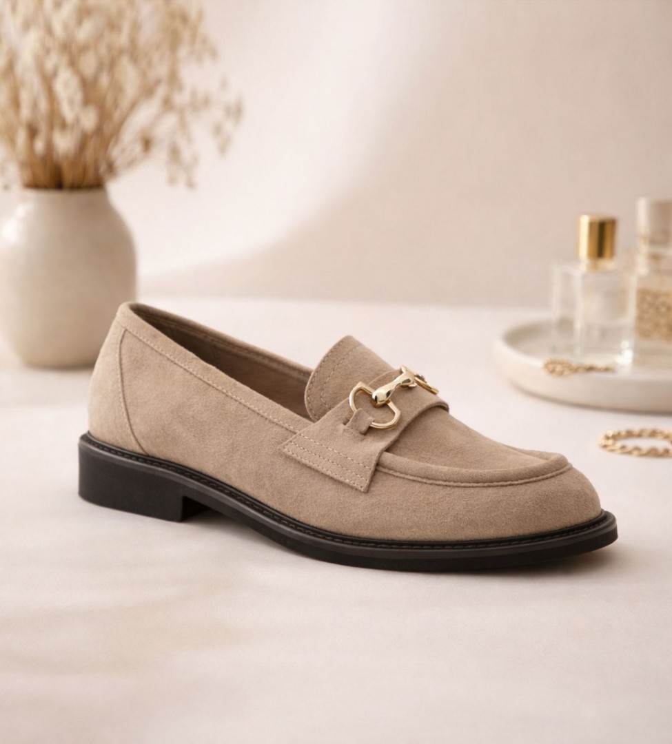Beżowe mokasyny damskie