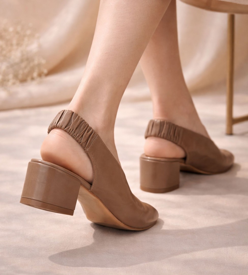 Brązowe czółenka damskie