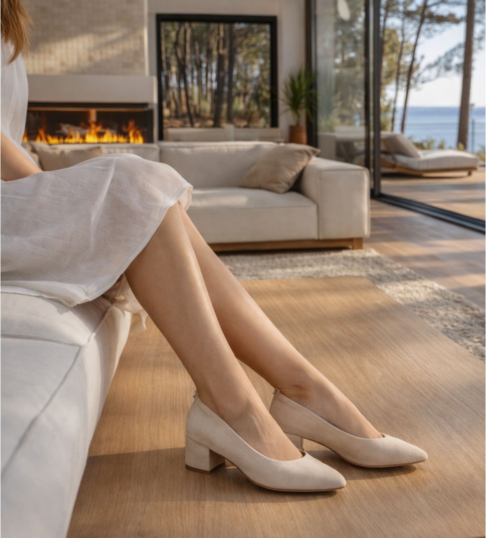 Beżowe czółenka damskie