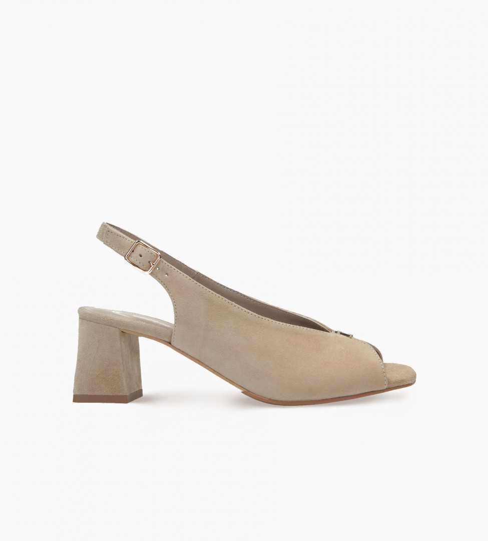 Beżowe czółenka damskie