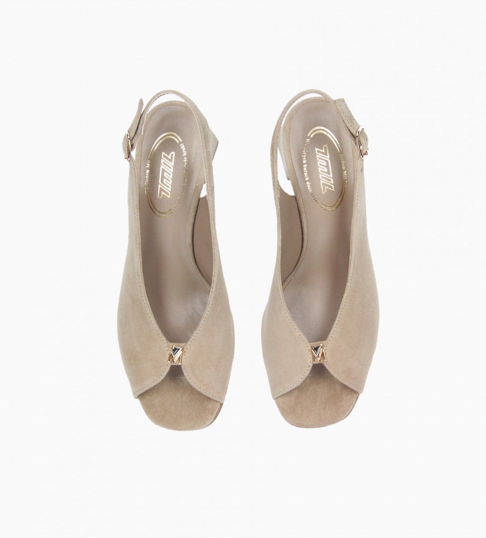 Beżowe czółenka damskie