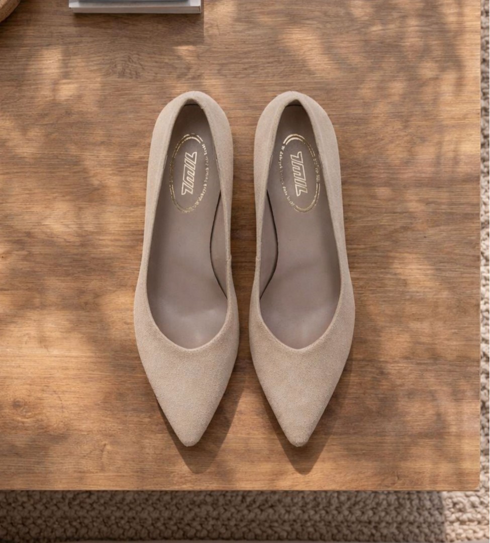 Beżowe czółenka damskie