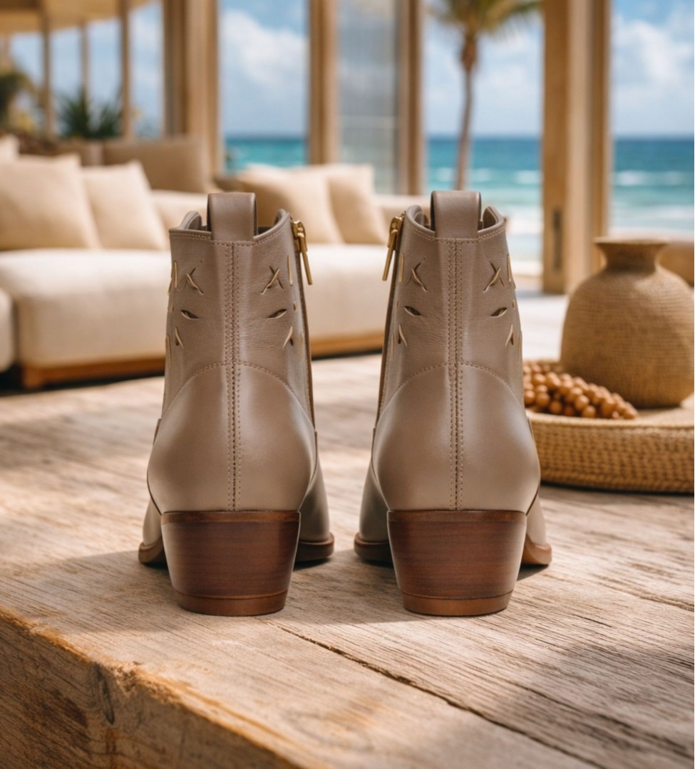 Beżowe botki damskie