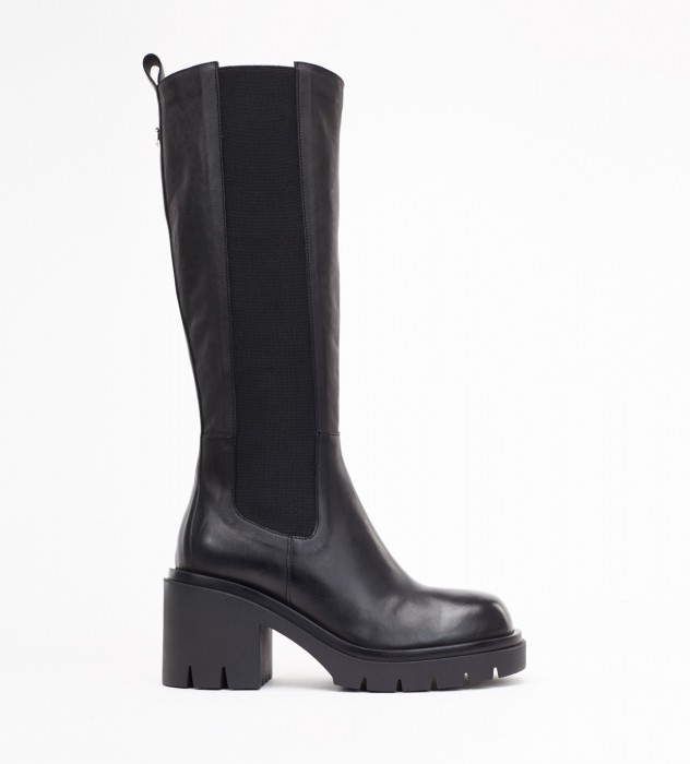 Czarne kozaki damskie