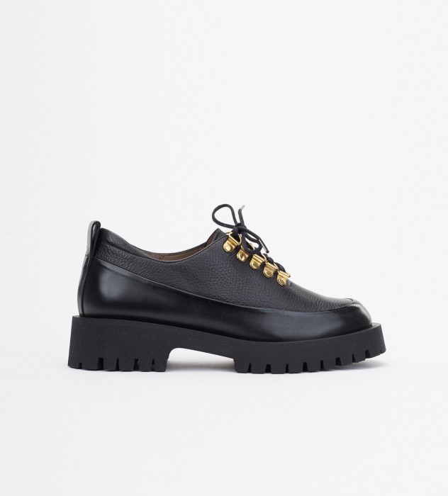 Czarne pólbuty damskie