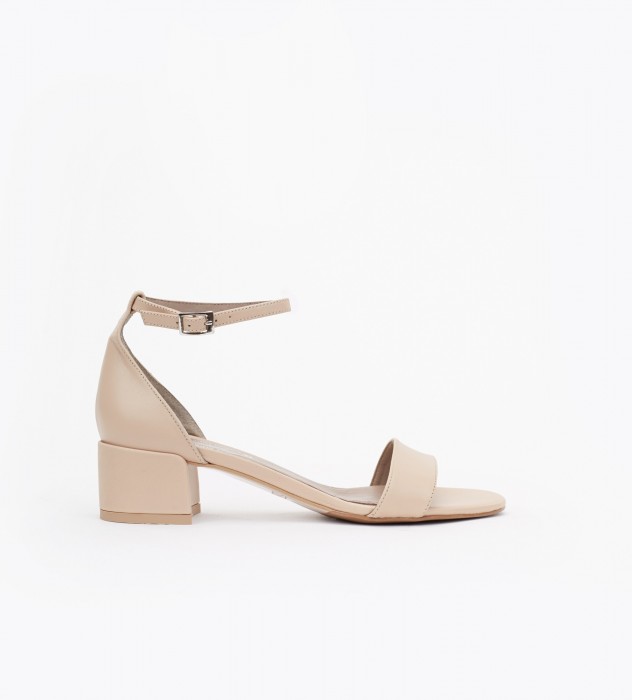 Beżowe sandały damskie