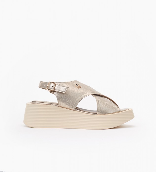 Złote sandały damskie