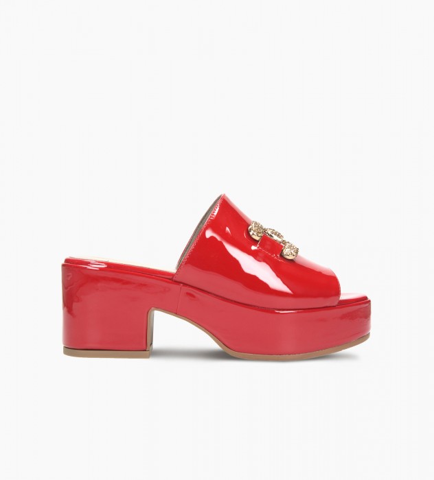 Czerwone klapki damskie