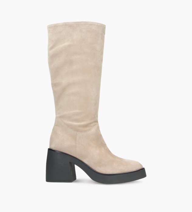 Beżowe kozaki damskie