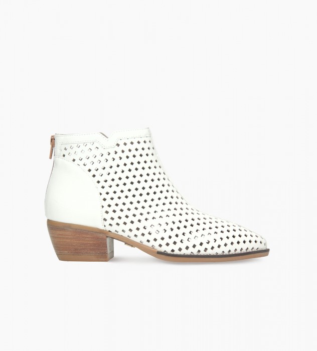 Białe botki damskie