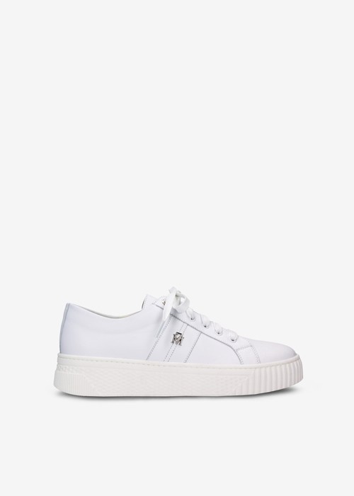 Białe sneakersy damskie