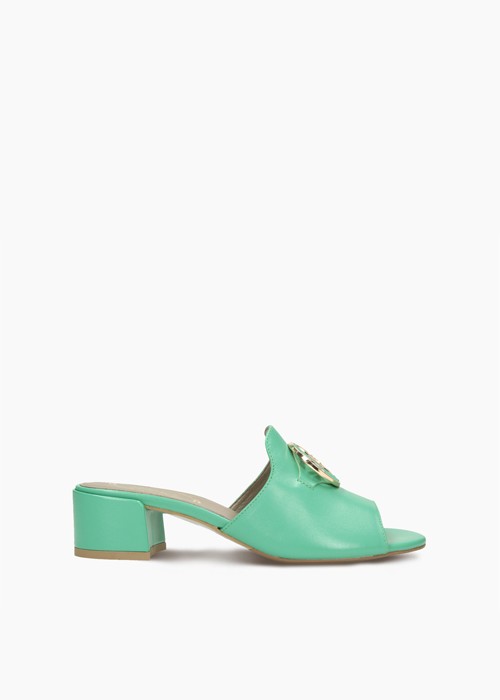 Zielone klapki damskie