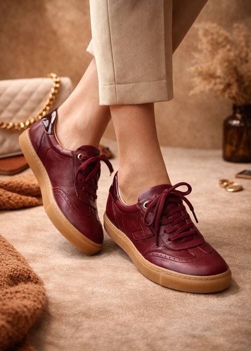 Bordowe trampki damskie