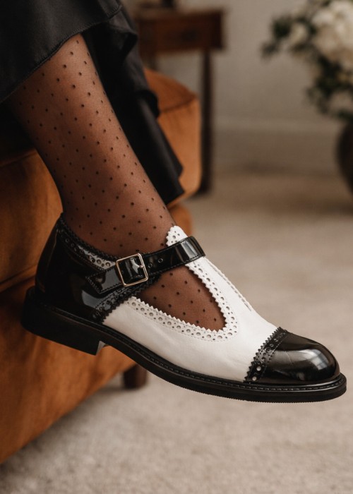 Biało czarne półbuty damskie