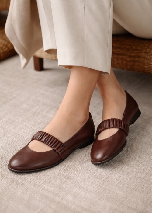 Brązowe baleriny damskie