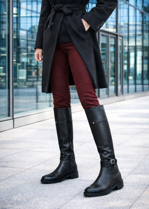 Czarne kozaki damskie