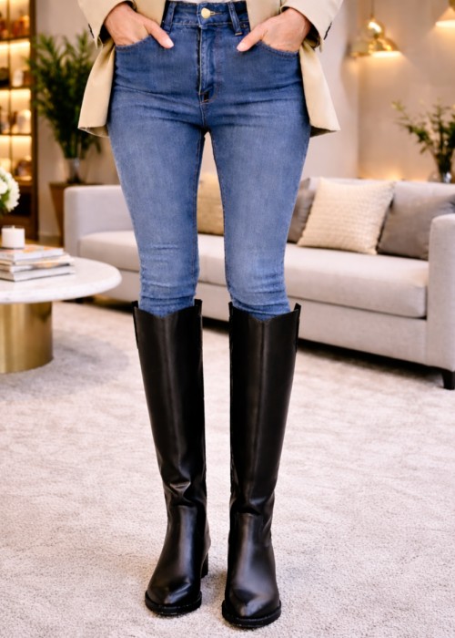 Czarne kozaki damskie