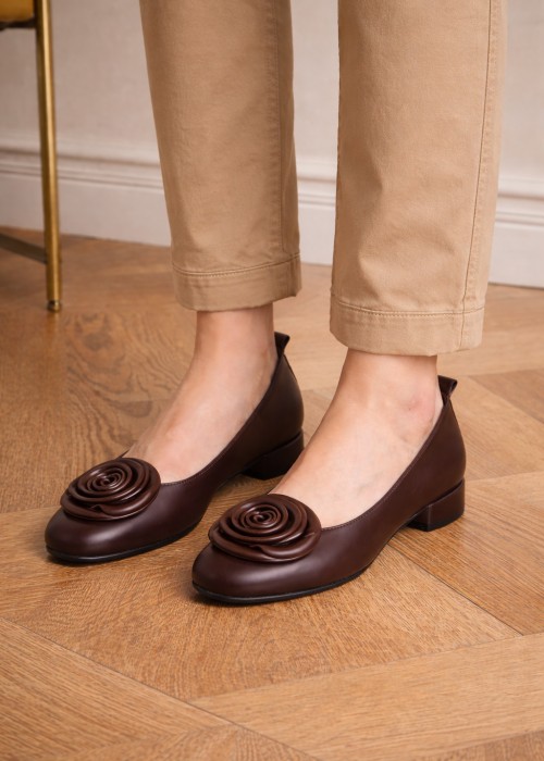 Brązowe baleriny damskie