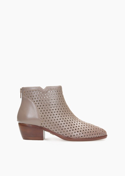 Beżowe botki damskie