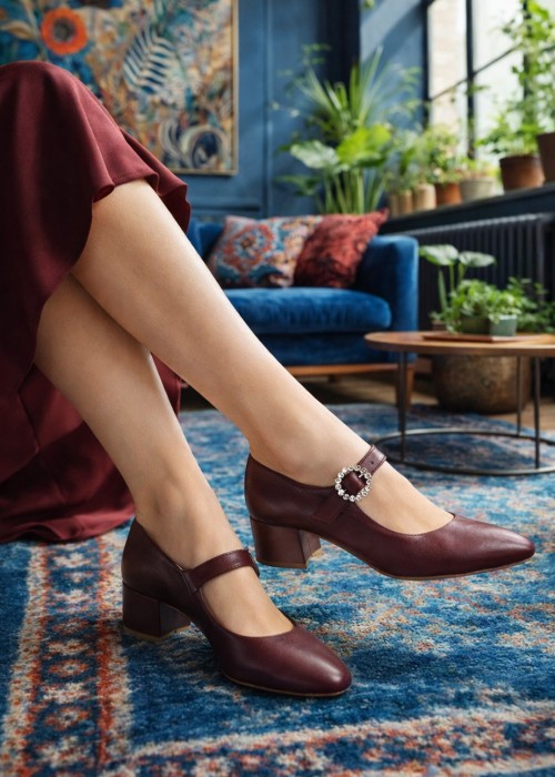 Bordowe czółenka damskie